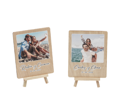 portafoto madera con foto personalizada como detalle para los invitados a tu boda